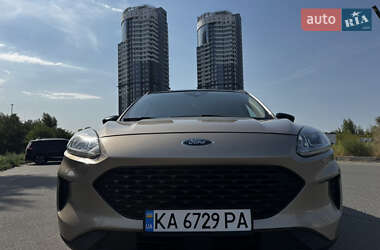 Позашляховик / Кросовер Ford Escape 2019 в 