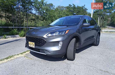 Внедорожник / Кроссовер Ford Escape 2022 в 