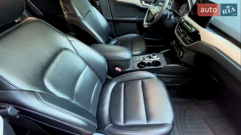 Внедорожник / Кроссовер Ford Escape 2022 в Кременчуге