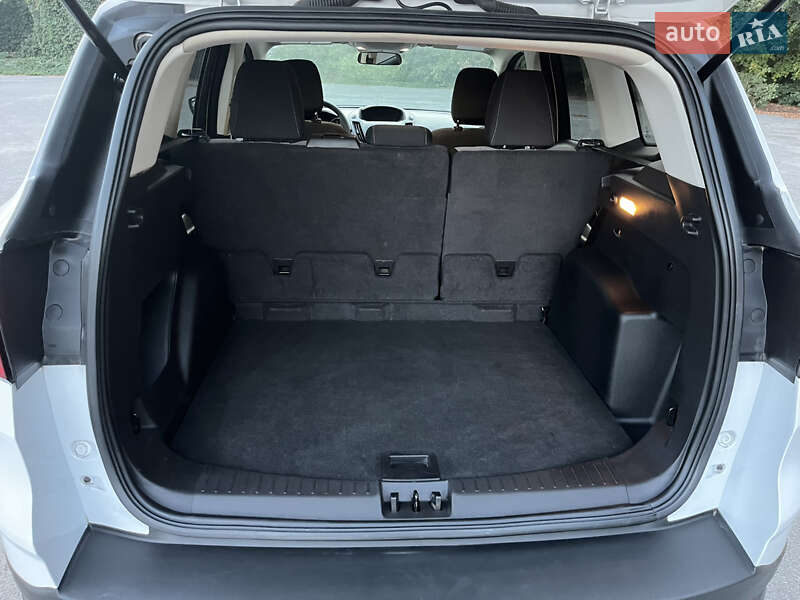 Внедорожник / Кроссовер Ford Escape 2019 в Шепетовке фото 15 Внедорожник / Кроссовер Ford Escape 2019 в Шепетовке