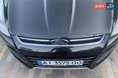 Внедорожник / Кроссовер Ford Escape 2015 в 