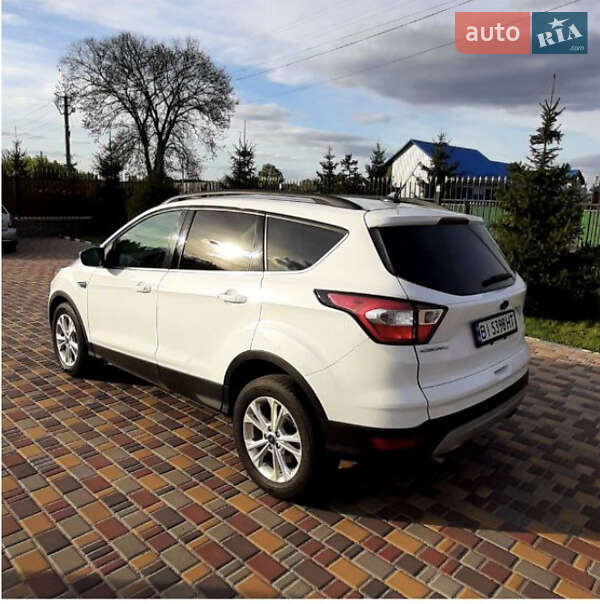 Внедорожник / Кроссовер Ford Escape 2018 в Львове