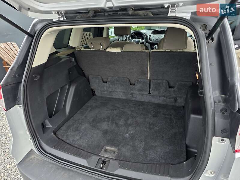 Внедорожник / Кроссовер Ford Escape 2015 в Тернополе
