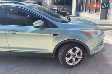 Внедорожник / Кроссовер Ford Escape 2013 в 