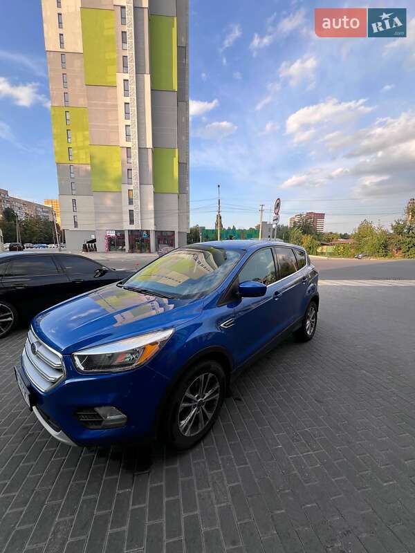 Позашляховик / Кросовер Ford Escape 2017 в Дніпрі