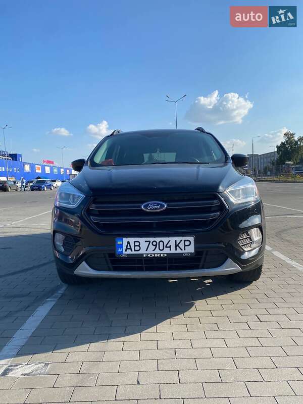 Внедорожник / Кроссовер Ford Escape 2019 в Виннице
