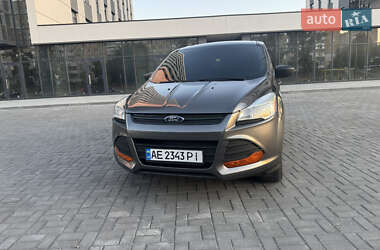 Внедорожник / Кроссовер Ford Escape 2015 в 