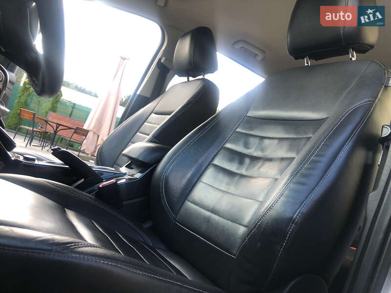 Внедорожник / Кроссовер Ford Escape 2014 в Трускавце