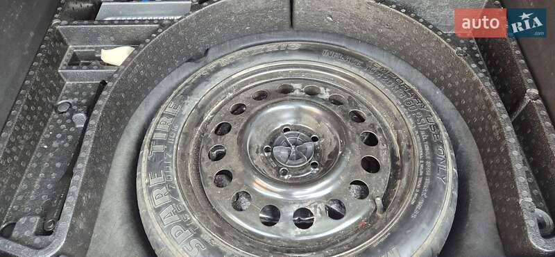 Внедорожник / Кроссовер Ford Escape 2017 в Киеве