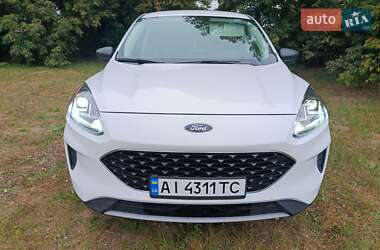 Внедорожник / Кроссовер Ford Escape 2022 в 