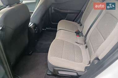 Внедорожник / Кроссовер Ford Escape 2022 в 