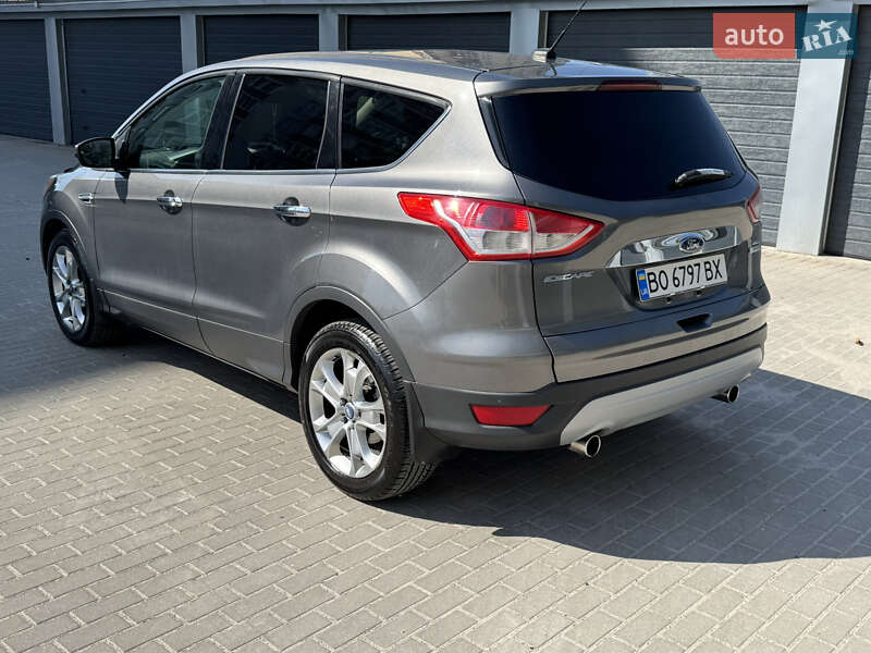 Внедорожник / Кроссовер Ford Escape 2013 в Тернополе