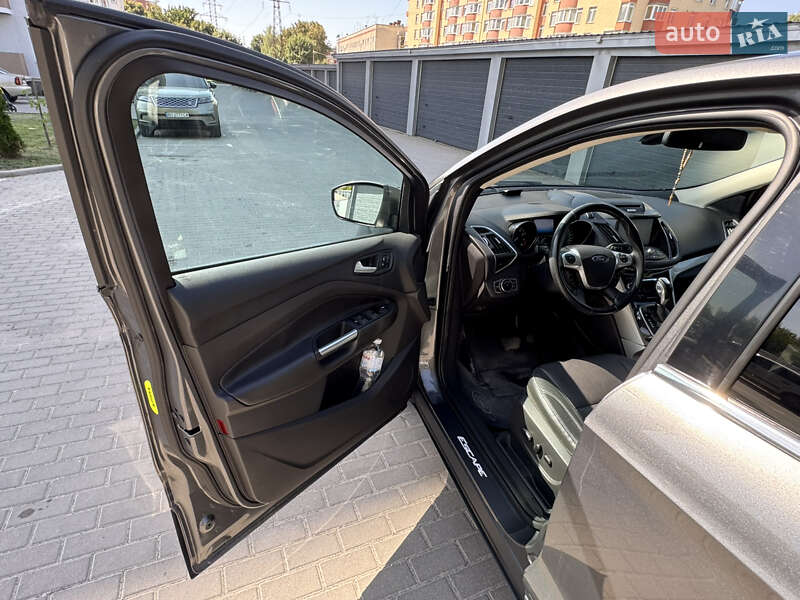 Внедорожник / Кроссовер Ford Escape 2013 в Тернополе