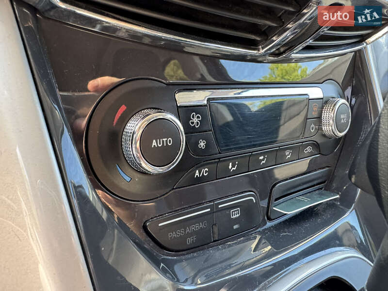 Внедорожник / Кроссовер Ford Escape 2013 в Тернополе