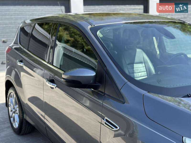 Внедорожник / Кроссовер Ford Escape 2013 в Тернополе