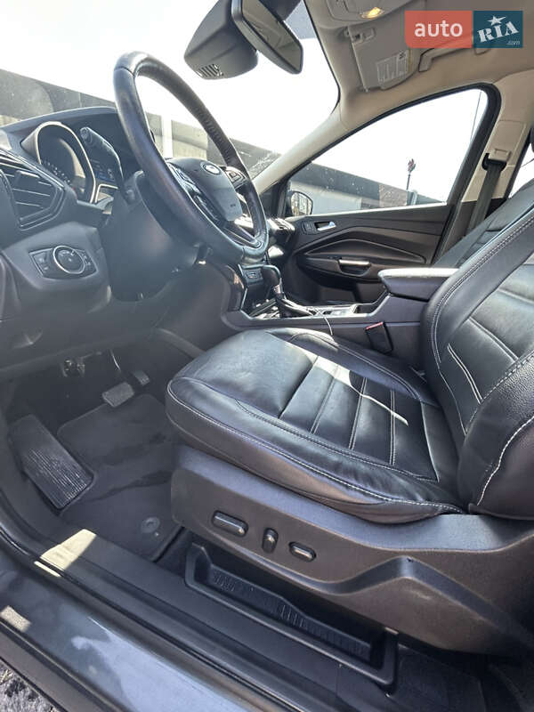 Позашляховик / Кросовер Ford Escape 2017 в Києві