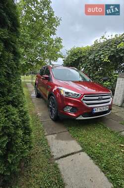 Внедорожник / Кроссовер Ford Escape 2016 в 
