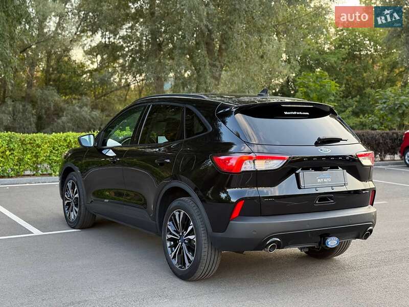 Внедорожник / Кроссовер Ford Escape 2022 в Киеве
