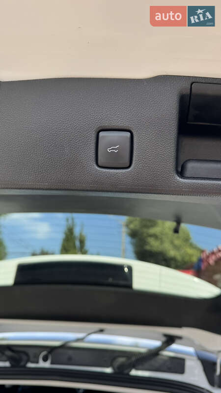 Позашляховик / Кросовер Ford Escape 2021 в Кривому Розі