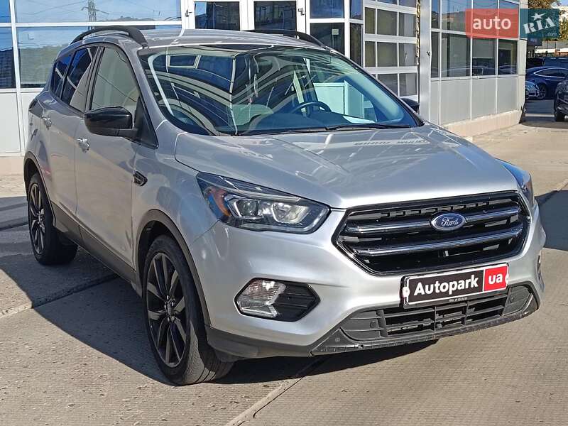 Внедорожник / Кроссовер Ford Escape 2019 в Харькове