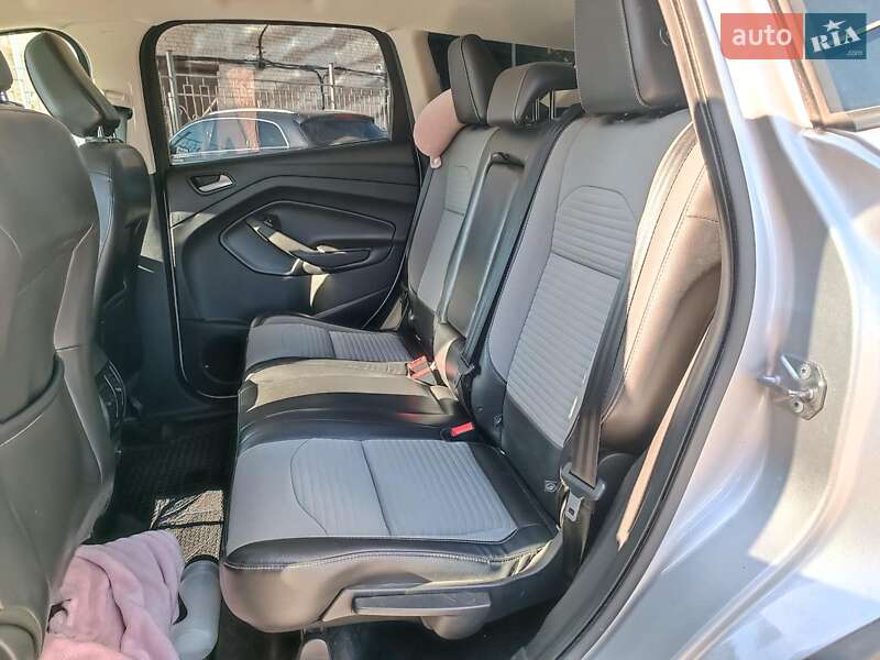 Внедорожник / Кроссовер Ford Escape 2019 в Харькове