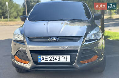 Внедорожник / Кроссовер Ford Escape 2015 в 