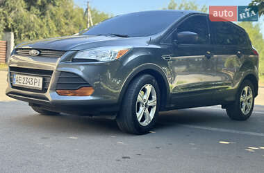 Внедорожник / Кроссовер Ford Escape 2015 в 