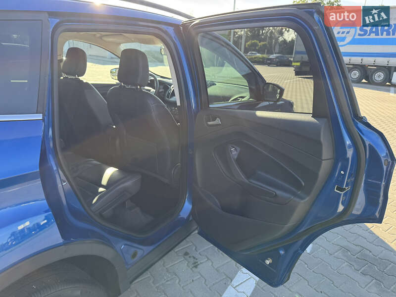 Внедорожник / Кроссовер Ford Escape 2019 в Киеве