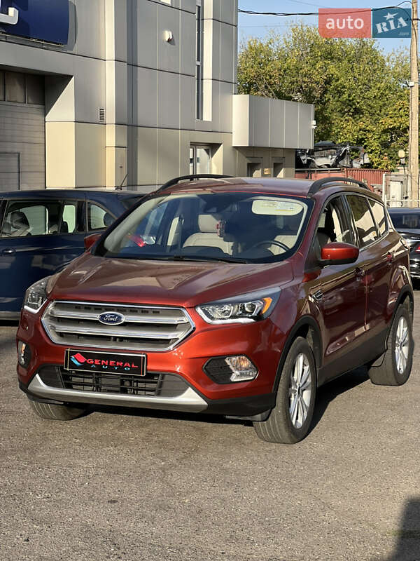 Внедорожник / Кроссовер Ford Escape 2018 в Одессе