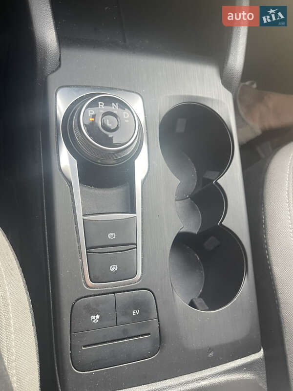 Внедорожник / Кроссовер Ford Escape 2022 в Киеве фото 6 Внедорожник / Кроссовер Ford Escape 2022 в Киеве