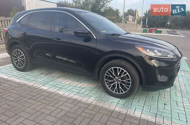 Внедорожник / Кроссовер Ford Escape 2022 в 