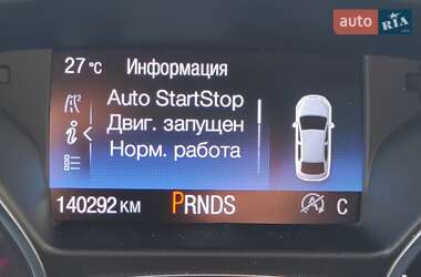 Внедорожник / Кроссовер Ford Escape 2017 в 