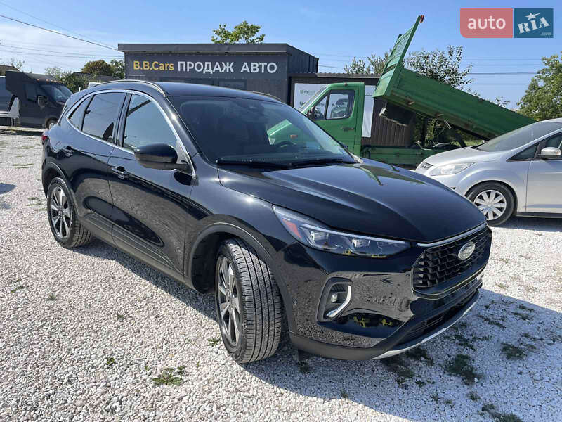 Внедорожник / Кроссовер Ford Escape 2023 в Киеве