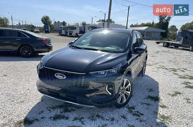 Внедорожник / Кроссовер Ford Escape 2023 в Киеве