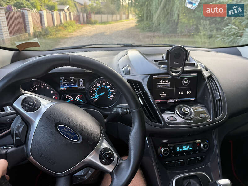 Внедорожник / Кроссовер Ford Escape 2013 в Тысменице