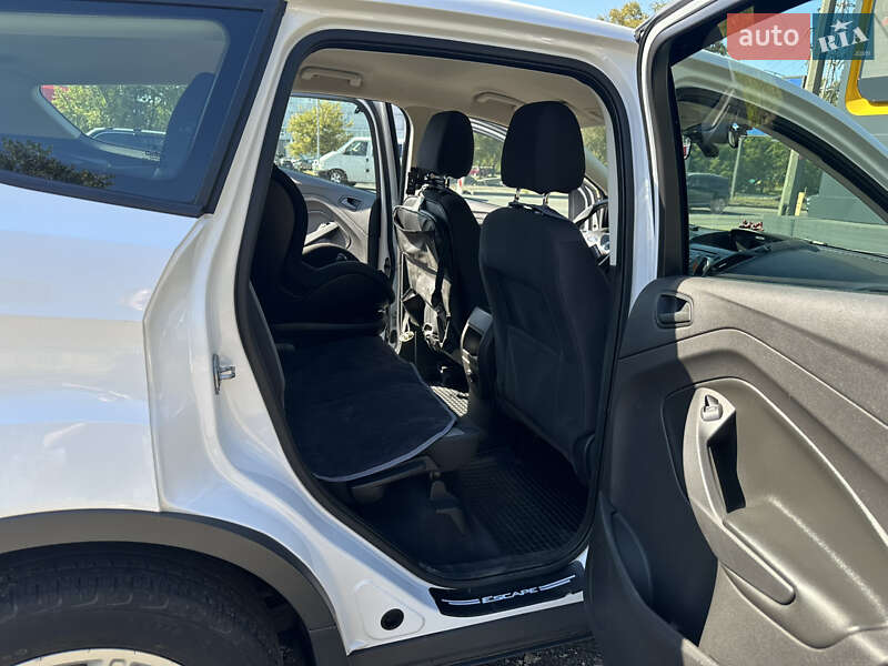 Внедорожник / Кроссовер Ford Escape 2014 в Киеве фото 8 Внедорожник / Кроссовер Ford Escape 2014 в Киеве