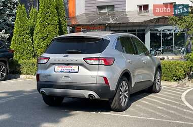 Внедорожник / Кроссовер Ford Escape 2020 в 