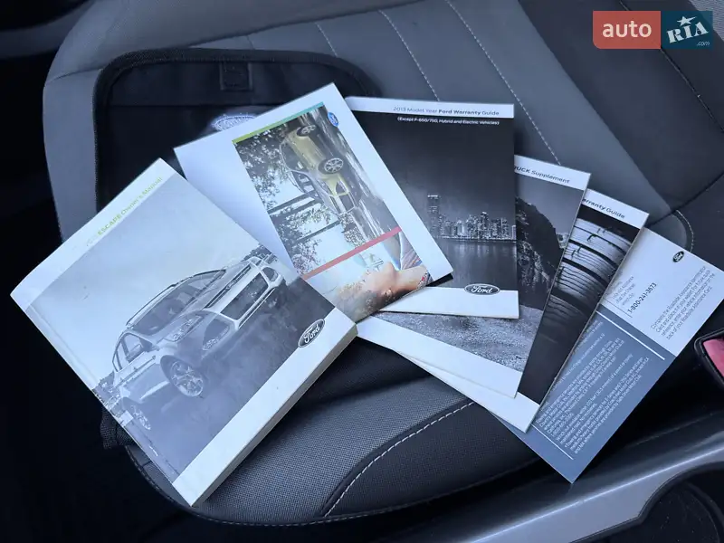 Позашляховик / Кросовер Ford Escape 2012 в Києві документ
