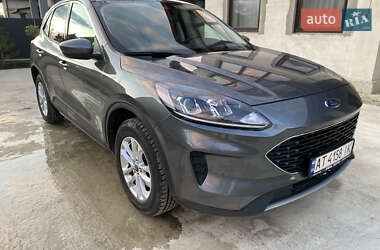 Позашляховик / Кросовер Ford Escape 2022 в Івано-Франківську