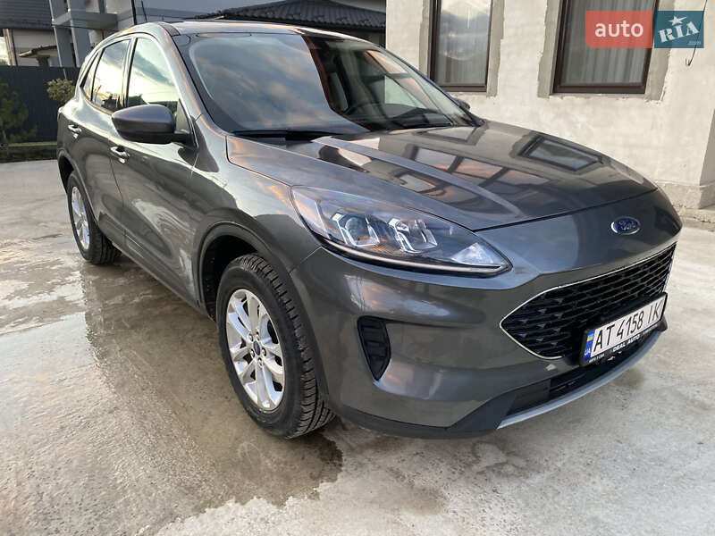 Внедорожник / Кроссовер Ford Escape 2022 в Ивано-Франковске