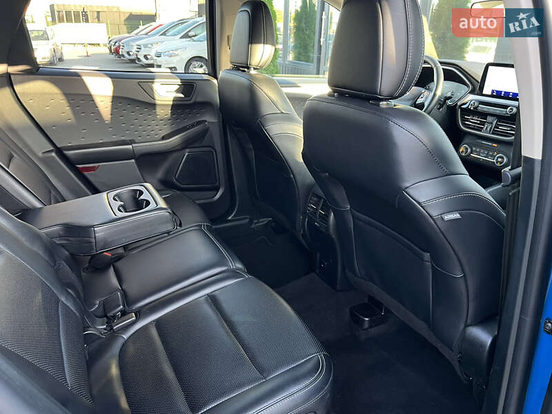 Позашляховик / Кросовер Ford Escape 2019 в Львові