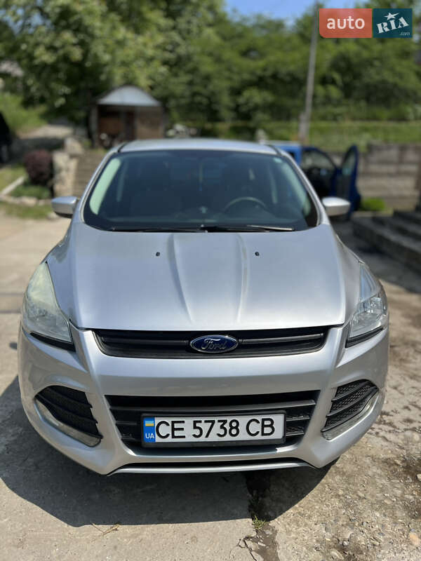 Внедорожник / Кроссовер Ford Escape 2013 в 