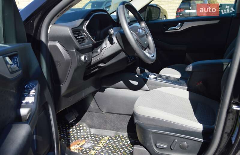 Внедорожник / Кроссовер Ford Escape 2020 в Одессе