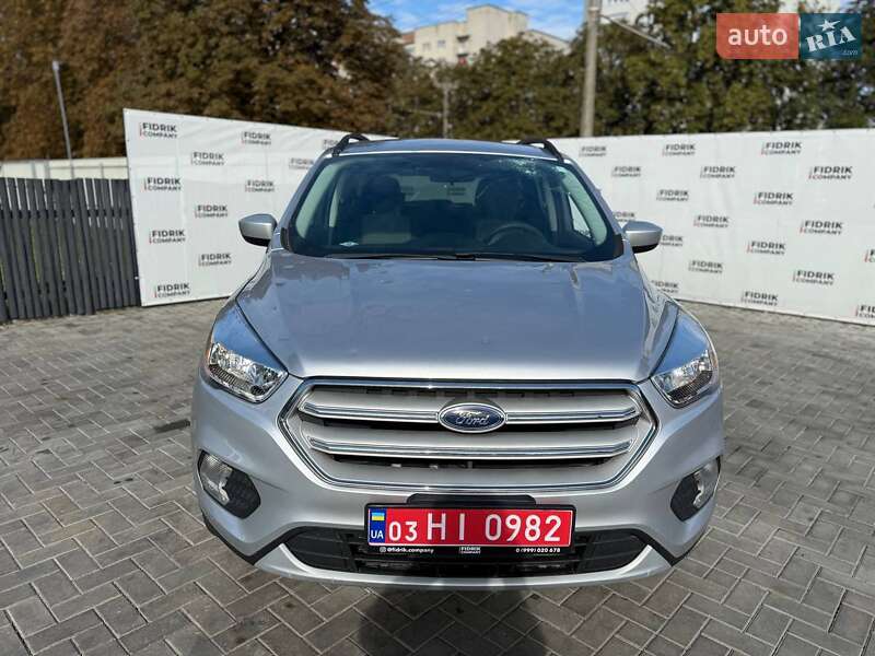 Внедорожник / Кроссовер Ford Escape 2018 в Луцке