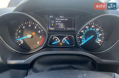 Позашляховик / Кросовер Ford Escape 2015 в Золочеві