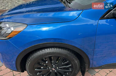 Внедорожник / Кроссовер Ford Escape 2020 в 