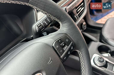 Внедорожник / Кроссовер Ford Escape 2020 в 