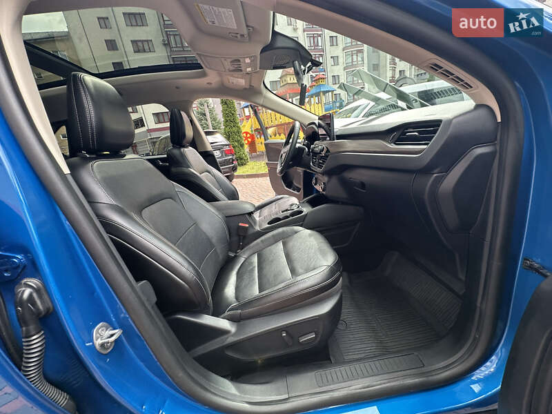 Внедорожник / Кроссовер Ford Escape 2020 в Ивано-Франковске