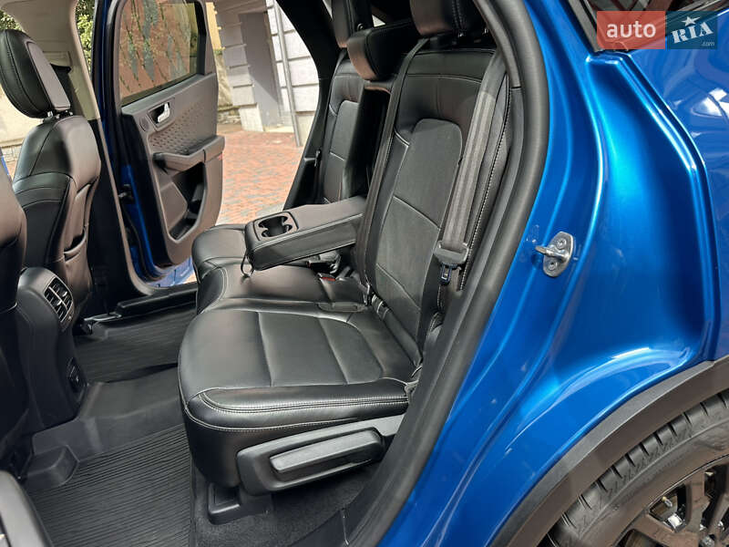 Внедорожник / Кроссовер Ford Escape 2020 в Ивано-Франковске