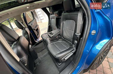 Внедорожник / Кроссовер Ford Escape 2020 в 